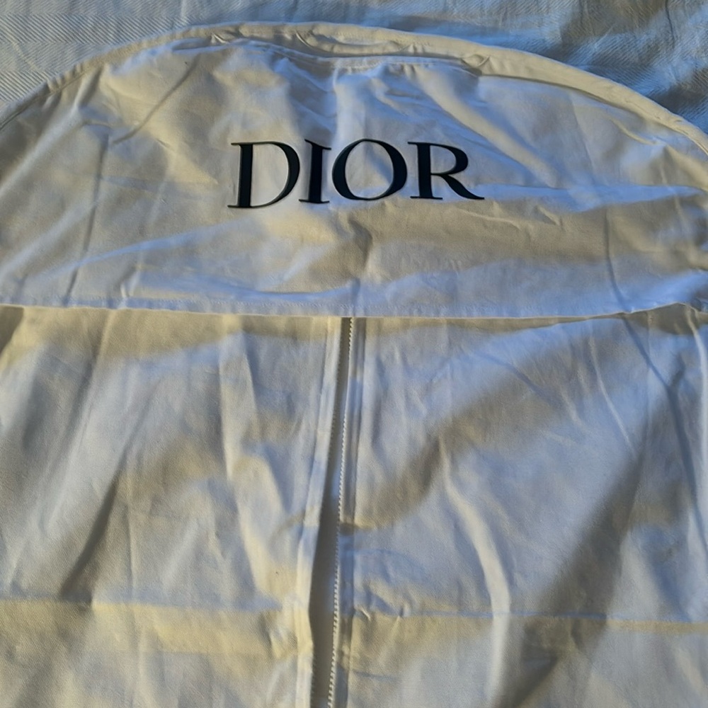DIOR - Picture 4 of 6